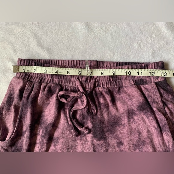 Cropped Top & Joggers Matching Set | Size Small | Shades of Purple 💜🖤 - Picture 9 of 15